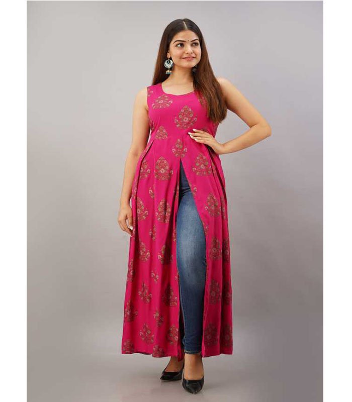 Shobha Women Floral Print Rayon Frontslit Kurta  (Pink)